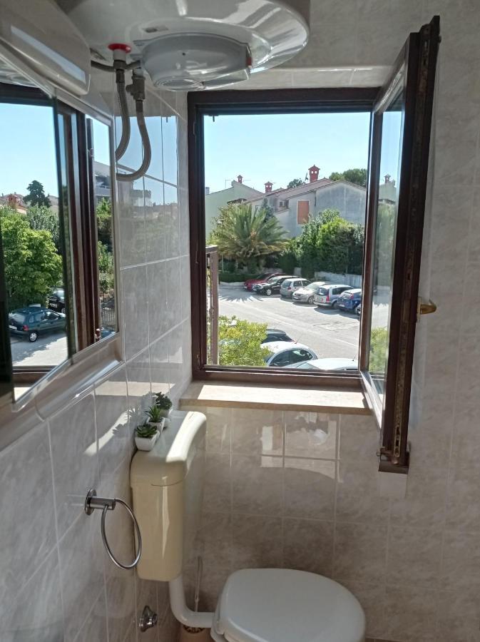 "Sunny" - Studio Apartment Pula Extérieur photo
